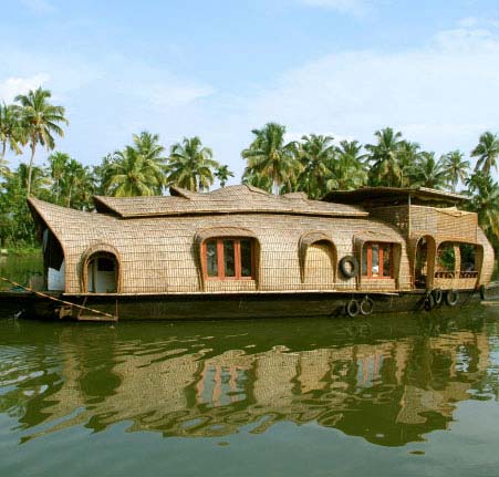 Alleppey: The Venice of the East